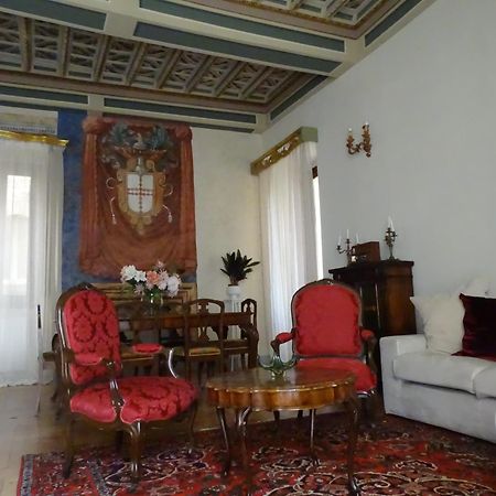 Apartmán Palazzo Lauri Spoleto Exteriér fotografie