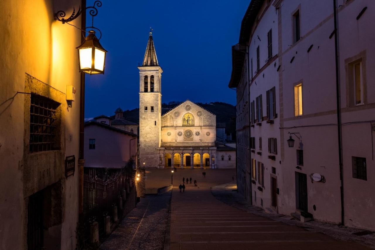 Apartmán Palazzo Lauri Spoleto Exteriér fotografie
