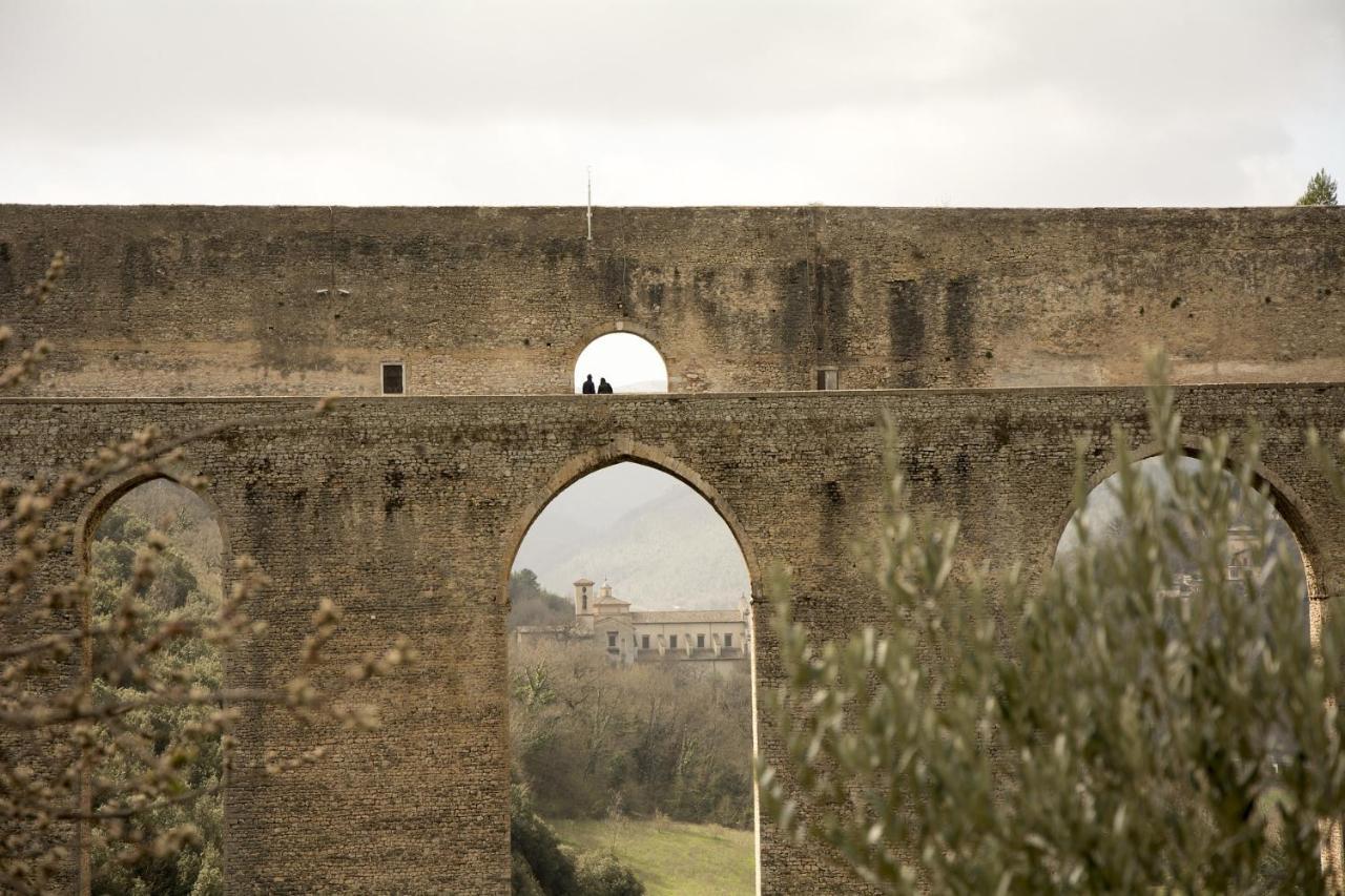 Apartmán Palazzo Lauri Spoleto Exteriér fotografie